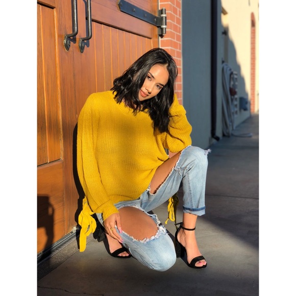 samunsboutique Sweaters - 🔥MUSTARD SPRING KNIT SWEATER✨